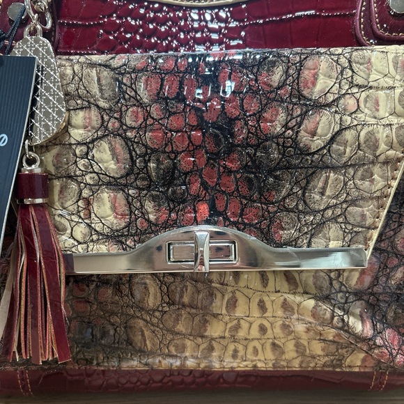 M.C. ( Narc Chantal) Red and Gold Croc-Embossed Women's Bag - Picture 3 of 10